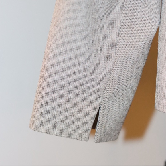 EUC Classic Grey Kasper Blazer Size 12 - Picture 4 of 5